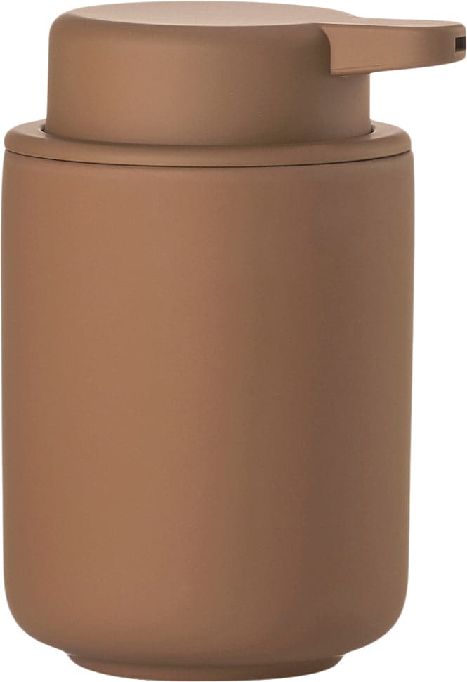 Se Zone Sæbedispenser Ume Terracotta Str L:8.3cm B:8.3cm H:12.8cm - Sæbedispensere ❤ Stort online udvalg i Zone ❤ Meget billig fragt og hurtig levering: 1 - 2 hverdage - Varenummer: MGS-S13049391 og barcode / Ean: 5722000315438 på lager - Udsalg på Bolig - Badeværelsestilbehør - Sæbedispensere Spar op til 55% - Over 1122 kendte brands på udsalg