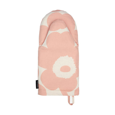 Se Marimekko Pieni Unikko grillhandske Cotton/Peach ✔ Kæmpe udvalg i Marimekko ✔ Hurtig levering: 1 - 2 Hverdage samt billig fragt - Varenummer: KTT-583537-01 og barcode / Ean: '6411254832288 på lager - Udsalg på Køkken & madlavning - Køkkentekstiler - Grydelapper & ovnhandsker Spar op til 59% - Over 1112 kendte brands på udsalg