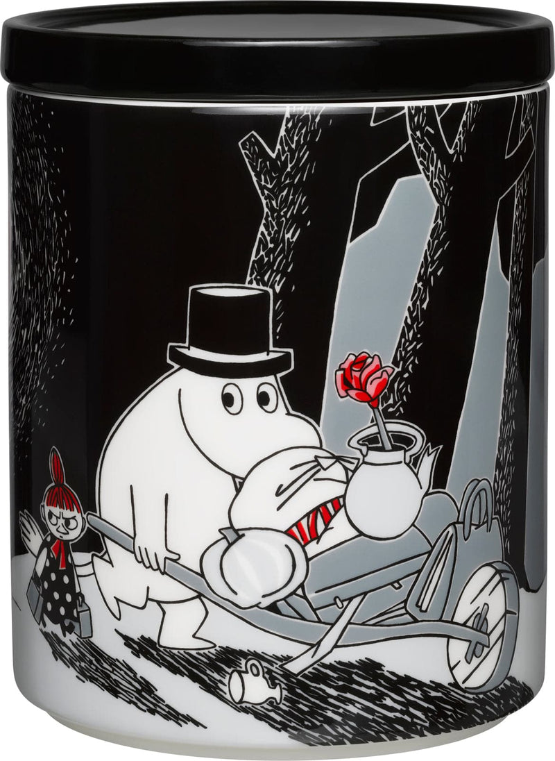 Se MOOMIN-ARABIA Mumi Flytter 1,2l Krukke - Opbevaringsglas & Krukker ❤ Stort online udvalg i MOOMIN-ARABIA ❤ Meget billig fragt og hurtig levering: 1 - 2 hverdage - Varenummer: MGS-S00502868 og barcode / Ean: 6411801001358 på lager - Udsalg på Bolig - Køkkenudstyr - Opbevaring - Opbevaringsglas & krukker Spar op til 55% - Over 1334 design mærker på udsalg