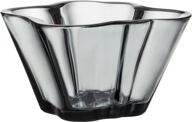 Se Iittala Aalto Skål 75mm GRÅ Str 75MM - Serveringsskåle Glas ❤ Stort online udvalg i Iittala ❤ Meget billig fragt og hurtig levering: 1 - 2 hverdage - Varenummer: MGS-S00503192 og barcode / Ean: 6411923659963 på lager - Udsalg på Bolig - Borddækning - Skåle & fade - Serveringsskåle Spar op til 63% - Over 1122 kendte brands på udsalg