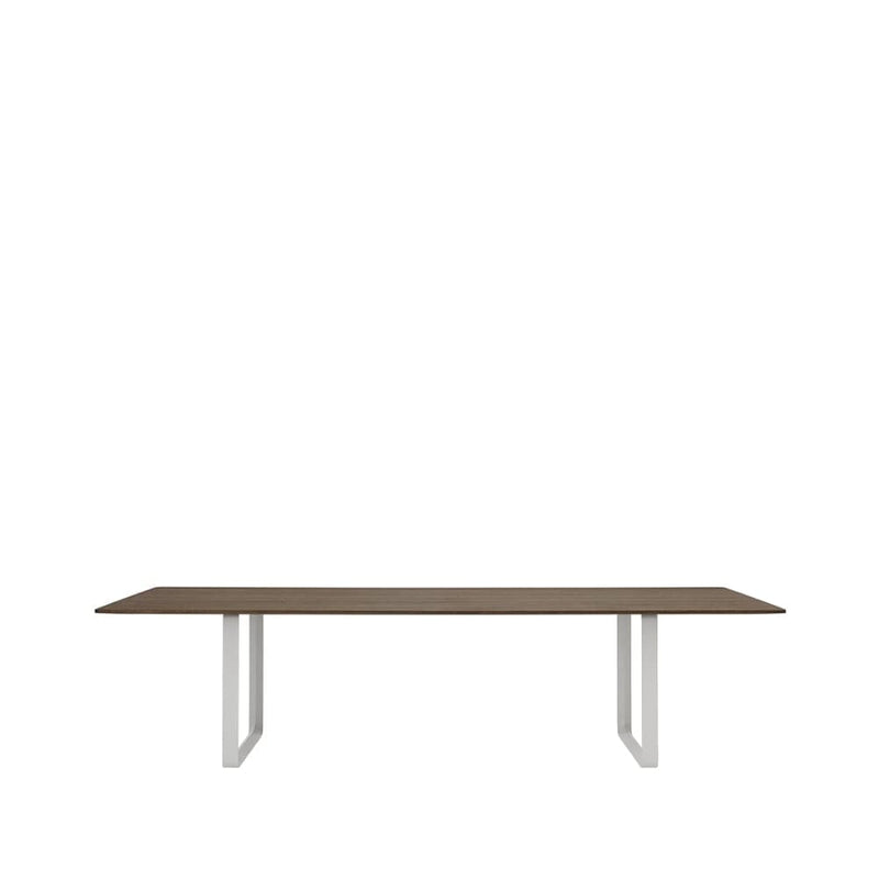 Se Muuto 70/70 spisebord 295x108 cm Solid Smoked Oak/Grey ❤ Kæmpe udvalg i Muuto ❤ Hurtig levering: 1 - 2 Hverdage samt billig fragt - Varenummer: NDN-545628-01 og barcode / Ean: &