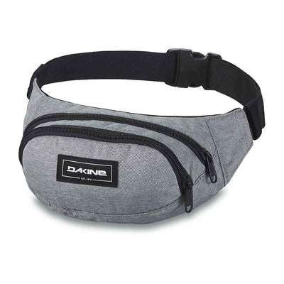 Se Dakine Classic Hip Pack Mavebælte Geyser Grå One size ✔ Kæmpe udvalg i  Dakine ✔ Hurtig levering: 1 - 2 Hverdage samt billig fragt - Varenummer: JUCO-8130200_GeGr og barcode / Ean: '0194626425412 på lager - Udsalg på Tasker Spar op til 67% - Over  785 kendte brands på udsalg