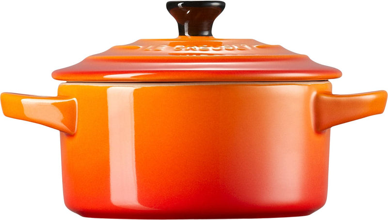 Se Le Creuset Mini Gryde 10 Vulkan BK Str 10cm - Gryder ❤ Stort online udvalg i Le Creuset ❤ Meget billig fragt og hurtig levering: 1 - 2 hverdage - Varenummer: MGS-S00422979 og barcode / Ean: 843251103515 på lager - Udsalg på Bolig - Køkkenudstyr - Gryder & pander - Gryder Spar op til 53% - Over 1324 kendte brands på udsalg