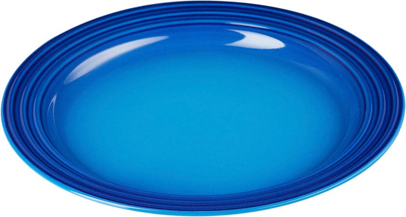 Se Le Creuset Tallerken 22 Signature Azure Str 23cm - Middagstallerkener ❤ Stort online udvalg i Le Creuset ❤ Meget billig fragt og hurtig levering: 1 - 2 hverdage - Varenummer: MGS-S00592570 og barcode / Ean: 843251124930 på lager - Udsalg på Bolig - Borddækning - Tallerkener - Middagstallerkener Spar op til 59% - Over 1312 kendte brands på udsalg