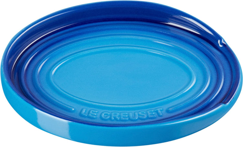 Se Le Creuset Oval Grydeskeholder 15 cm Azure Blue Str 15cm - Køkkenredskaber ❤ Stort online udvalg i Le Creuset ❤ Meget billig fragt og hurtig levering: 1 - 2 hverdage - Varenummer: MGS-S00607915 og barcode / Ean: 843251170876 på lager - Udsalg på Bolig - Køkkenudstyr - Køkkenartikler - Køkkenredskaber Spar op til 57% - Over 1324 kendte brands på udsalg