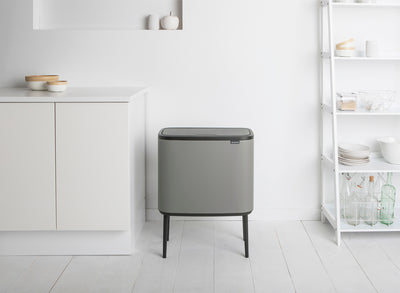 Se Brabantia Bo Touch Bin 3 x 11 ltr. Str 38 x 59 x 54 - Skraldespande ❤ Stort online udvalg i Brabantia ❤ Meget billig fragt og hurtig levering: 1 - 2 hverdage - Varenummer: MGS-S12705820 og barcode / Ean: 8710755127229 på lager - Udsalg på Bolig - Køkkenudstyr - Skraldespande Spar op til 57% - Over 1312 kendte brands på udsalg