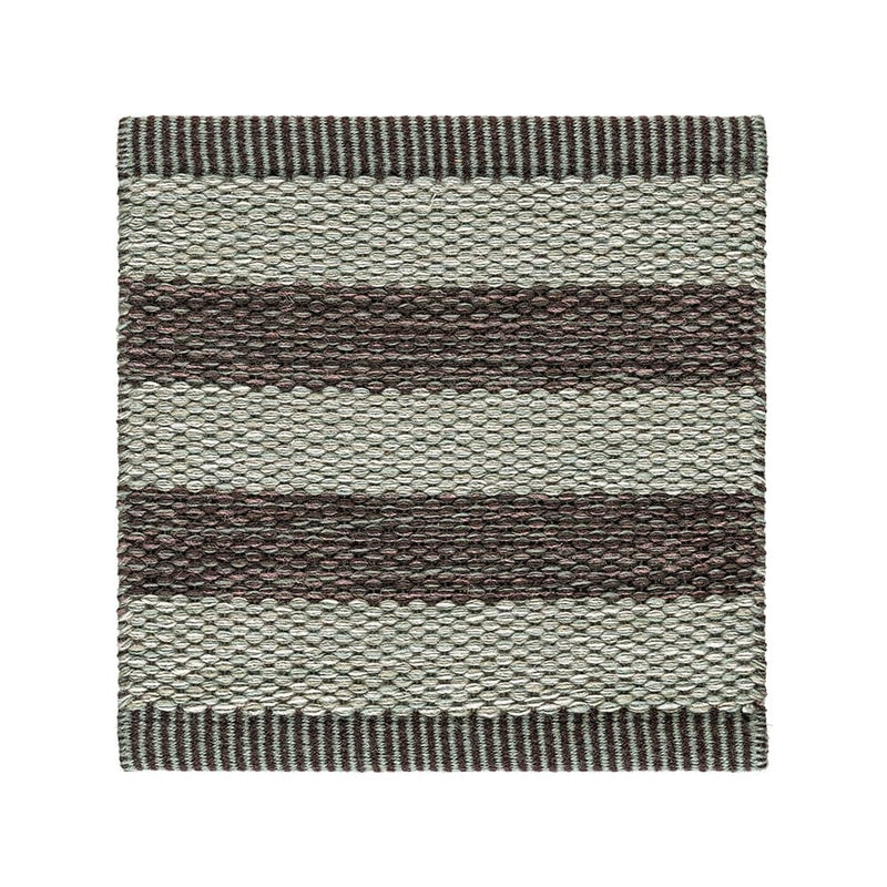 Se Kasthall Narrow Stripe Icon tæppe Silver plum 300x195 cm ❤ Kæmpe udvalg i Kasthall ❤ Hurtig levering: 1 - 2 Hverdage samt billig fragt - Varenummer: NDN-554425-01 og barcode / Ean: &