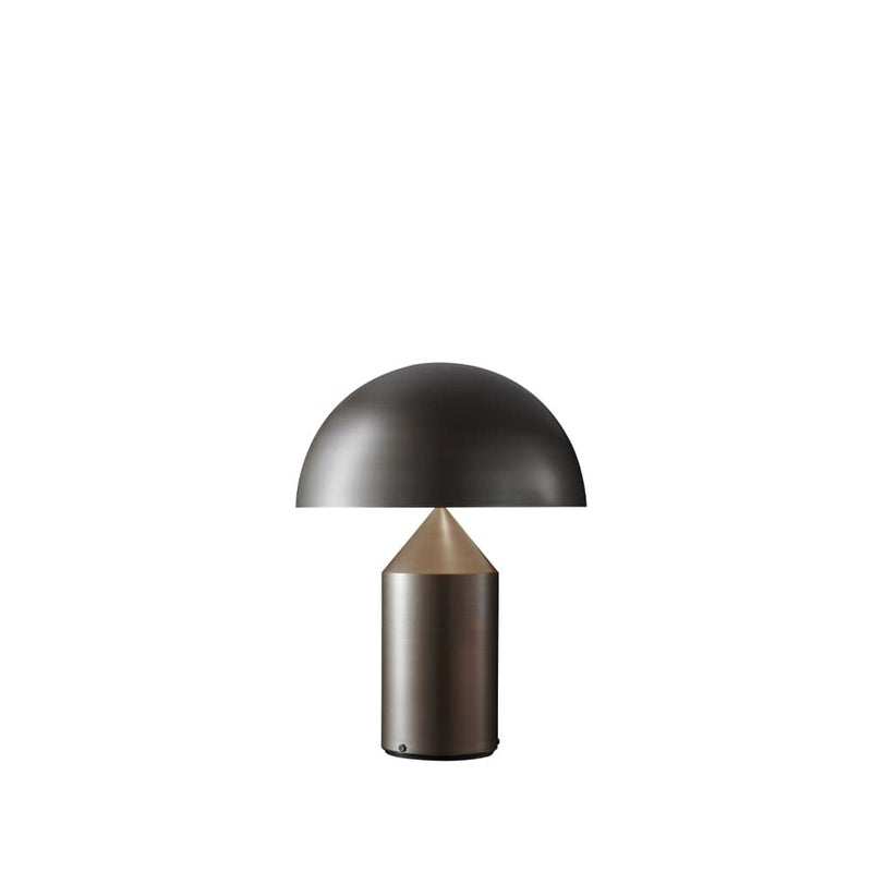 Se Oluce Atollo small 238 bordlampe metal Satin bronze ❤ Kæmpe udvalg i Oluce ❤ Hurtig levering: 1 - 2 Hverdage samt billig fragt - Varenummer: NDN-535715-01 og barcode / Ean: &