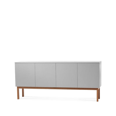 Se A2 Beam sideboard lysegrå, stel i olieret eg ✔ Kæmpe udvalg i  A2 ✔ Hurtig levering: 1 - 2 Hverdage samt billig fragt - Varenummer: NDN-563306-01 og barcode / Ean: '9991442087364 på lager - Udsalg på Furniture - Cabinets & Storage - Buffets & Sideboards Spar op til 57% - Over 1324 kendte brands på udsalg