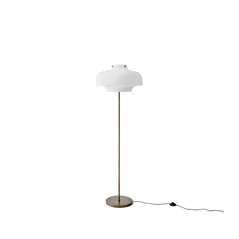 Se &Tradition Copenhagen SC14 gulvlampe opal, stel messing ❤ Kæmpe udvalg i &Tradition ❤ Hurtig levering: 1 - 2 Hverdage samt billig fragt - Varenummer: NDN-539895-01 og barcode / Ean: &