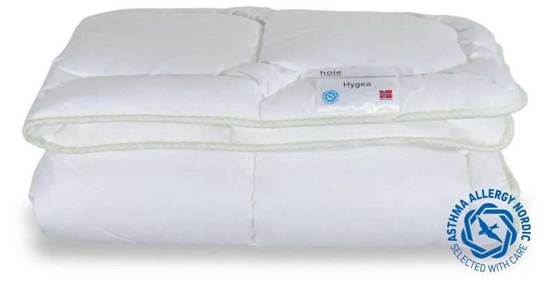 Se Baby dyne - Høie Hygea fiberdyne - 70x100 cm – Helårs babydyne – Anbefalet og godkendt af Asthma Allergy Nordic ❤ Kæmpe udvalg i Høie Of Scandinavia ❤ Hurtig levering: 1 - 2 Hverdage samt billig fragt - Varenummer: THX-3070 og barcode / Ean: &