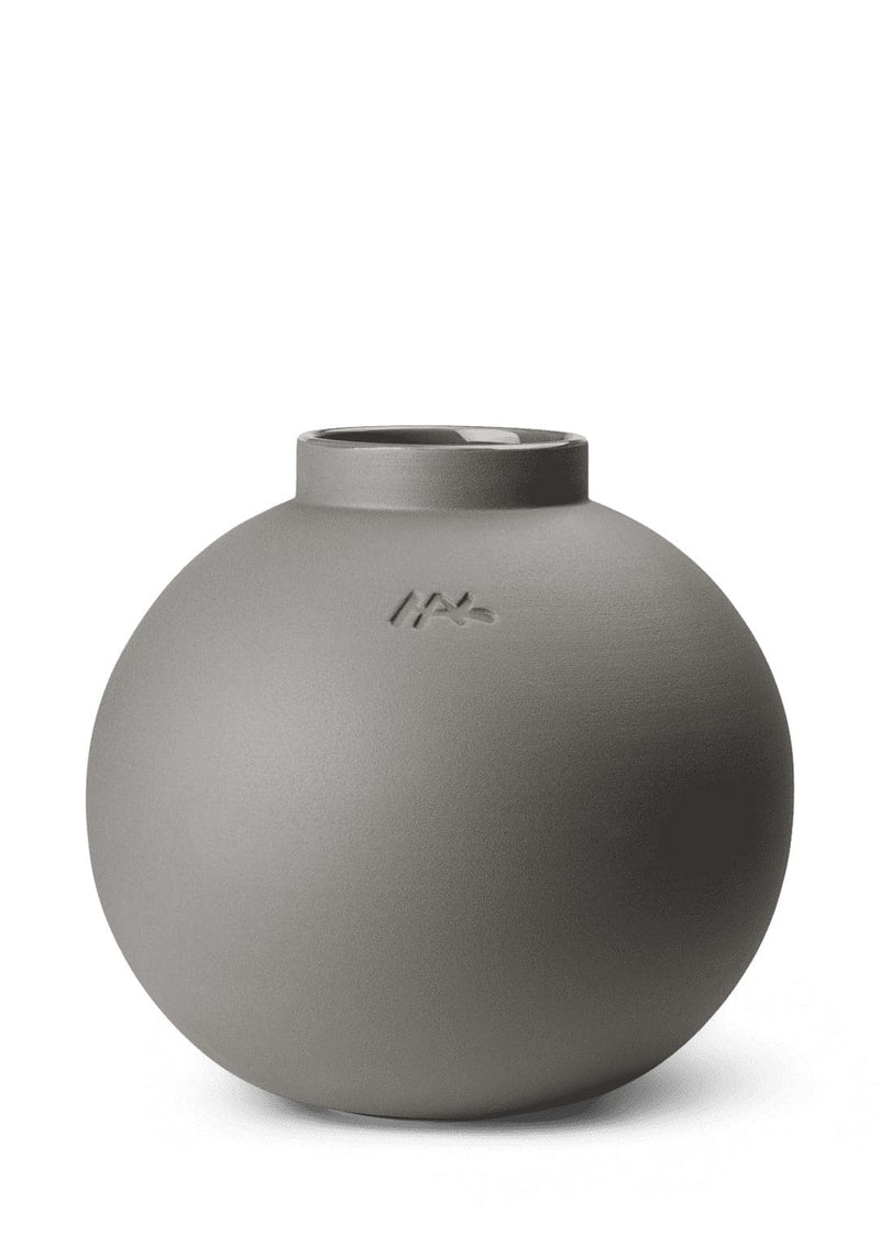 Se Kähler - Globo Vase H20 cm grå ✔ Kæmpe udvalg i Kähler ✔ Hurtig levering: 1 - 2 Hverdage samt billig fragt - Varenummer: RKTK-K692040 og barcode / Ean: &