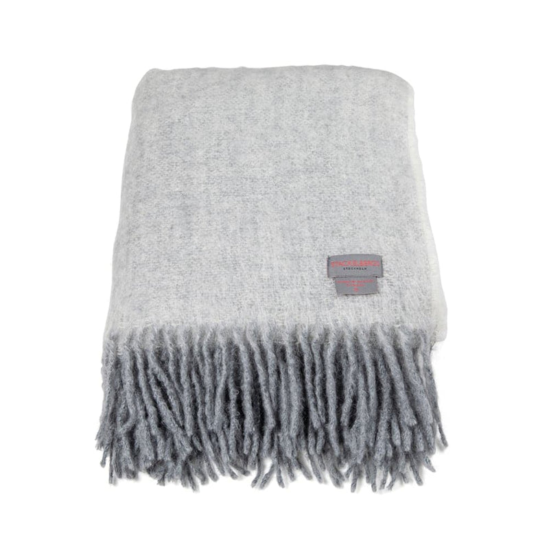 Se Stackelbergs Mohair plaid white & shiffer melange ❤ Kæmpe udvalg i Stackelbergs ❤ Hurtig levering: 1 - 2 Hverdage samt billig fragt - Varenummer: NDN-530710-01 og barcode / Ean: &