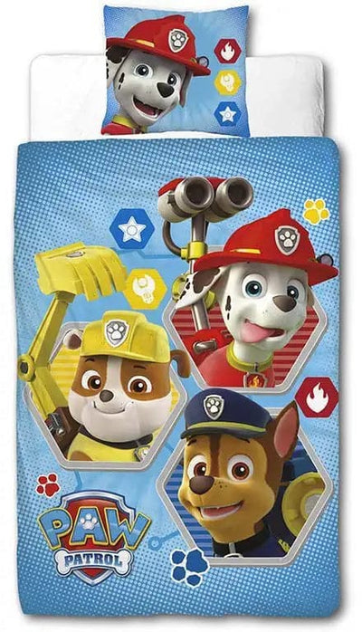 Se Paw Patrol sengetøj - 140x200 cm - Marshall, Rubble og Chase - Sengesæt med 2 i 1 design - 100% bomuld ❤ Kæmpe udvalg i Licens ❤ Hurtig levering: 1 - 2 Hverdage samt billig fragt - Varenummer: THX-2878-1 og barcode / Ean: '5710348072878 på lager - Udsalg på Sengetøj - Børne sengetøj - Børne sengetøj 140x200 cm Spar op til 63% - Over 1334 design brands på udsalg