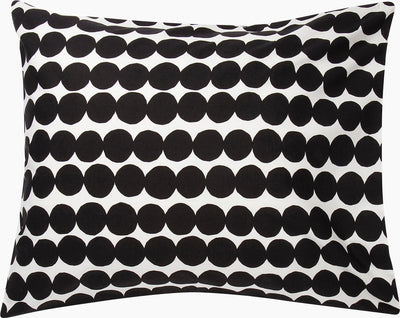 Se Marimekko Räsymatto Pillow Case 60x6365x65 CM Str white, black - Pudebetræk ❤ Stort online udvalg i Marimekko ❤ Meget billig fragt og hurtig levering: 1 - 2 hverdage - Varenummer: MGS-S00519338 og barcode / Ean: 6411254594605 på lager - Udsalg på Bolig - Tekstiler & puder - Sengetøj & lagner - Pudebetræk Spar op til 63% - Over 1354 design brands på udsalg