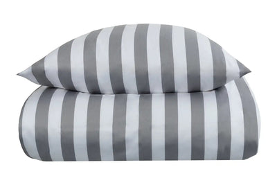 Se Stribet sengetøj til king size dyne - 240x220 cm - Blødt bomuldssatin - Nordic Stripe - Gråt og hvidt sengesæt ❤ Kæmpe udvalg i Borg Living ❤ Hurtig levering: 1 - 2 Hverdage samt billig fragt - Varenummer: THX-350-6 og barcode / Ean: '5714580352439 på lager - Udsalg på Sengetøj - Dobbelt sengetøj - King size sengetøj 240x220 cm Spar op til 58% - Over 1354 design brands på udsalg