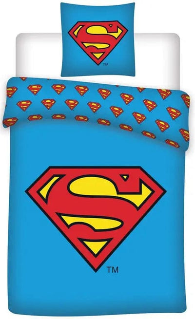 Se Superman sengetøj - 140x200 cm - Superman logo - 2 i 1 sengesæt - Dynebetræk i 100% bomuld ❤ Kæmpe udvalg i Licens ❤ Hurtig levering: 1 - 2 Hverdage samt billig fragt - Varenummer: THX-1619-1 og barcode / Ean: '5714710001619 på lager - Udsalg på Sengetøj - Børne sengetøj - Børne sengetøj 140x200 cm Spar op til 67% - Over 1334 design mærker på udsalg