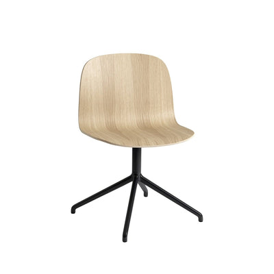 Se Muuto Visu Wide stol Oak/Swivel base ❤ Kæmpe udvalg i Muuto ❤ Hurtig levering: 1 - 2 Hverdage samt billig fragt - Varenummer: NDN-541936-01 og barcode / Ean: '5710562218113 på lager - Udsalg på Furniture - Chairs Spar op til 52% - Over 1334 design brands på udsalg