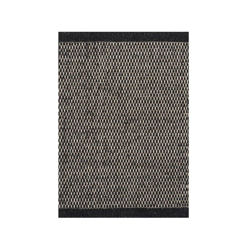 Se Linie Design Asko tæppe black, 200x300 cm ❤ Kæmpe udvalg i Linie Design ❤ Hurtig levering: 1 - 2 Hverdage samt billig fragt - Varenummer: NDN-565322-01 og barcode / Ean: &