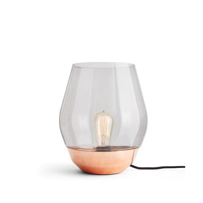 Se New Works Bowl bordlampe raw copper, lyst røgfarvet glas ❤ Kæmpe udvalg i New Works ❤ Hurtig levering: 1 - 2 Hverdage samt billig fragt - Varenummer: NDN-543877-01 og barcode / Ean: '5712826205105 på lager - Udsalg på Home & Garden - Lighting - Lamps Spar op til 64% - Over 1334 design brands på udsalg