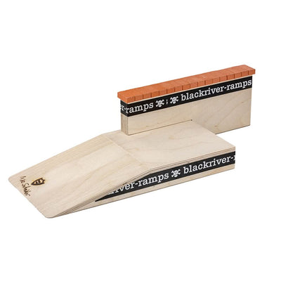 Se Blackriver Mike Schneider III Brick Ledge Fingerboard Ramp (fingerboards) One size ✔ Kæmpe udvalg i  Blackriver ✔ Hurtig levering: 1 - 2 Hverdage samt billig fragt - Varenummer: JUCO-BR1001222 og barcode / Ean: '1233445159778 på lager - Udsalg på Tilbehør til skateboard Spar op til 58% - Over  857 kendte brands på udsalg