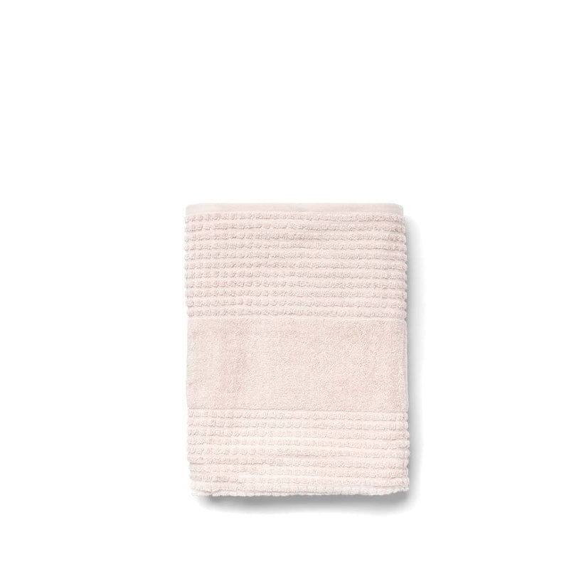 Se Juna - Check Håndklæde nude 70x140 cm ✔ Kæmpe udvalg i Juna ✔ Hurtig levering: 1 - 2 Hverdage samt billig fragt - Varenummer: RKTK-JU615047 og barcode / Ean: &