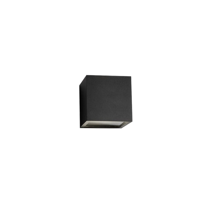 Se Light-Point Cube væglampe black ❤ Kæmpe udvalg i Light-Point ❤ Hurtig levering: 1 - 2 Hverdage samt billig fragt - Varenummer: NDN-560153-01 og barcode / Ean: &