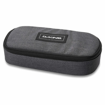 Se Dakine School Case Carbon One size ✔ Kæmpe udvalg i  Dakine ✔ Hurtig levering: 1 - 2 Hverdage samt billig fragt - Varenummer: JUCO-D8160041_Carbon og barcode / Ean: '610934310436 på lager - Udsalg på Penalhus Spar op til 53% - Over  857 kendte brands på udsalg