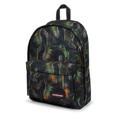 Se Eastpak Out of Office Taske 27L Brize Leaf One size ✔ Kæmpe udvalg i  Eastpak ✔ Hurtig levering: 1 - 2 Hverdage samt billig fragt - Varenummer: JUCO-EK76786R og barcode / Ean: '5400552959842 på lager - Udsalg på Rygsæk Spar op til 61% - Over 1160 kendte mærker på udsalg