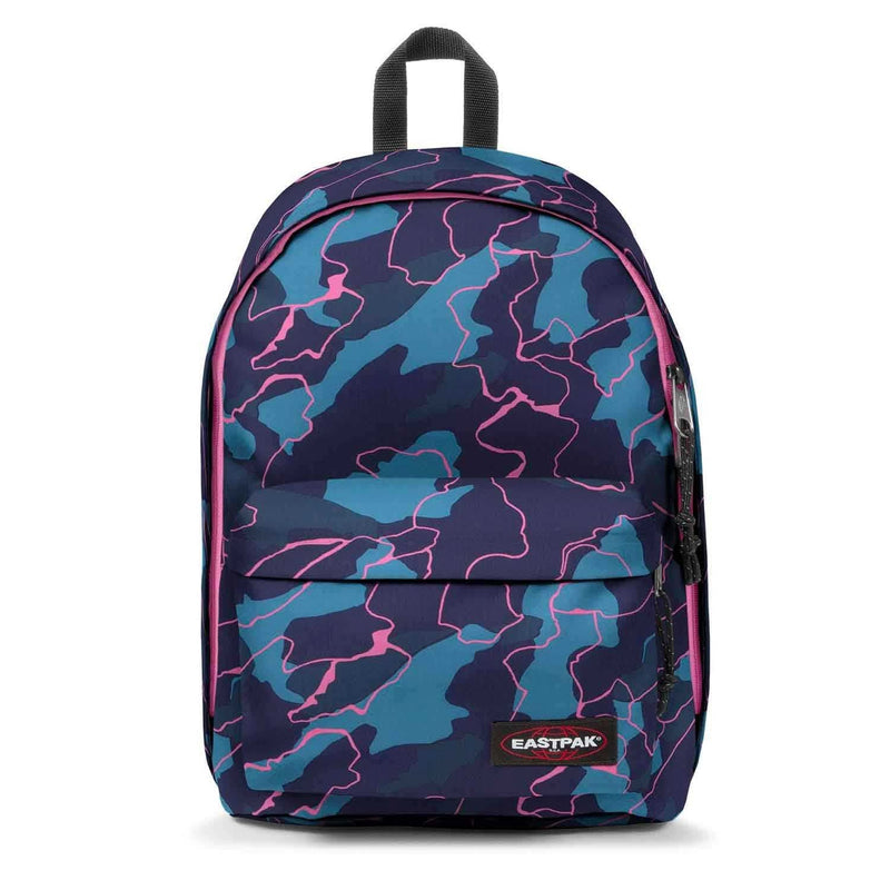 Se Eastpak Out of Office Taske 27L Camouflash Navy One size ✔ Kæmpe udvalg i  Eastpak ✔ Hurtig levering: 1 - 2 Hverdage samt billig fragt - Varenummer: JUCO-EK000767O49 og barcode / Ean: &