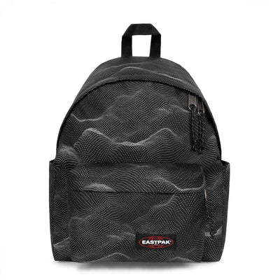 Se Eastpak Day Pak'R Taske 24L Refleks Dot Sort 24L ✔ Kæmpe udvalg i  Eastpak ✔ Hurtig levering: 1 - 2 Hverdage samt billig fragt - Varenummer: JUCO-EK0A5BG43O01 og barcode / Ean: '195439947122 på lager - Udsalg på Rygsæk Spar op til 64% - Over 1334 design mærker på udsalg