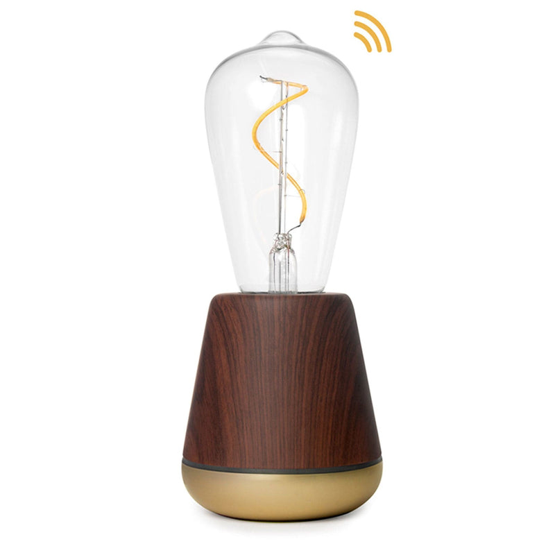 Se Humble Lights The Humble One bordlampe, walnut ❤ Kæmpe udvalg i Humble Lights ❤ Hurtig levering: 1 - 2 Hverdage samt billig fragt - Varenummer: KTO-HUMTL00104 og barcode / Ean: &