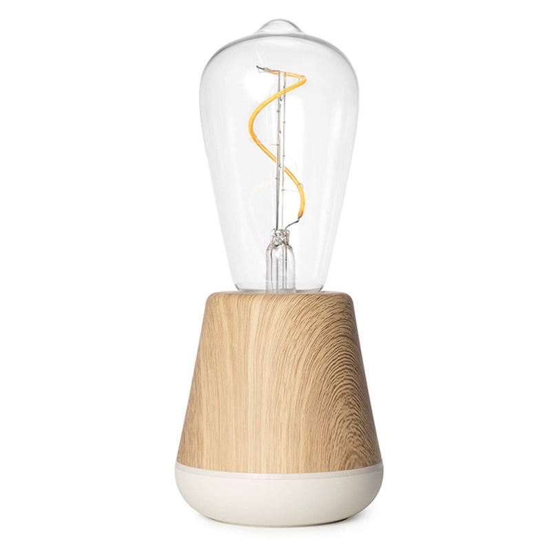 Se Humble Lights The Humble One bordlampe, oak ❤ Kæmpe udvalg i Humble Lights ❤ Hurtig levering: 1 - 2 Hverdage samt billig fragt - Varenummer: KTO-HUMTL00110 og barcode / Ean: &