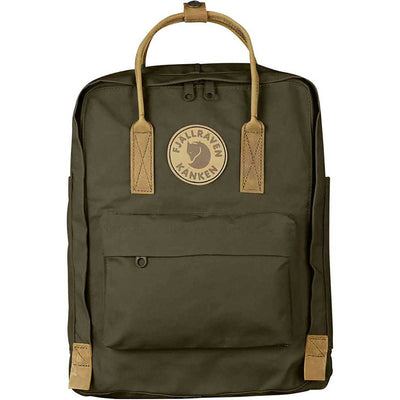 Se Fjällräven Kånken Rygsæk No.2 Dark Olive One size ✔ Kæmpe udvalg i  Fjällräven ✔ Hurtig levering: 1 - 2 Hverdage samt billig fragt - Varenummer: JUCO-F23565-633 og barcode / Ean: '7323450022143 på lager - Udsalg på Rygsæk Spar op til 56% - Over 1160 kendte mærker på udsalg