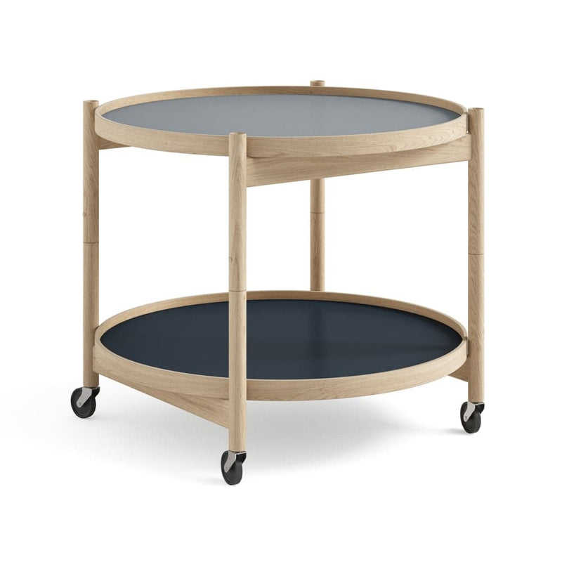 Se Brdr. Krüger Bølling Tray Table model 60 rullebord water, ubehandlet understel i eg ❤ Kæmpe udvalg i Brdr. Krüger ❤ Hurtig levering: 1 - 2 Hverdage samt billig fragt - Varenummer: NDN-549027-01 og barcode / Ean: &