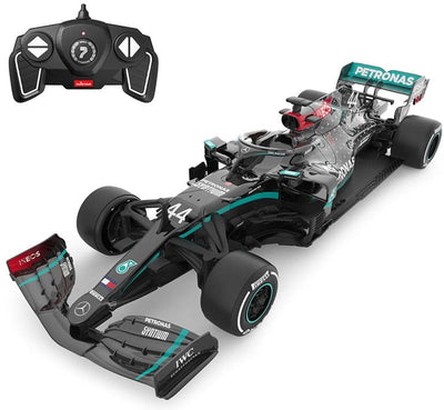 Se Mercedes-AMG F1 W11 EQ Performance Fjernstyret Bil 1:18, 2.4G ✔ Kæmpe udvalg i Rastar ✔ Meget billig fragt og hurtig levering: 1 - 2 hverdage - Varenummer: MMA-20898500 og barcode / Ean: '6930751320451 på lager - Udsalg på Fjernstyret Biler, Mindre Spar op til 62% - Over 1354 kendte mærker på udsalg