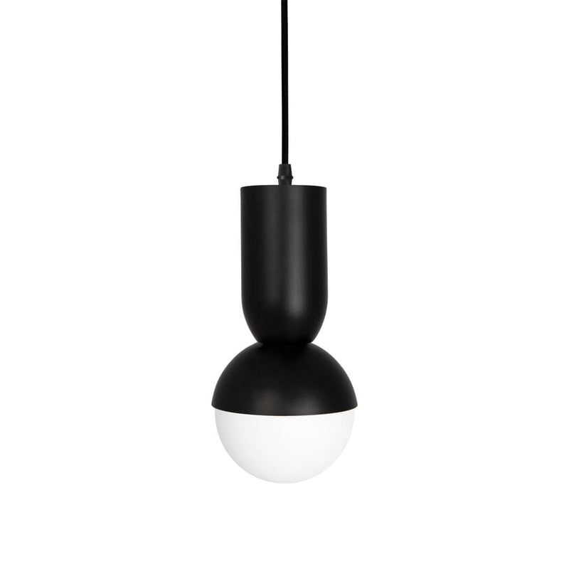 Se Globen Lighting Nero Mini pendel sort ✔ Kæmpe udvalg i Globen Lighting ✔ Hurtig levering: 1 - 2 Hverdage samt billig fragt - Varenummer: KTT-526363-01 og barcode / Ean: &