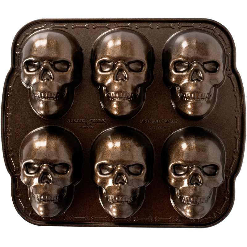 Se Nordic Ware Haunted Skull bageform, til 6 kager ✔ Stort online udvalg i Nordic Ware ✔ Hurtig levering: 1 - 2 Hverdage samt billig fragt - Varenummer: KTO-NW-89448 og barcode / Ean: &