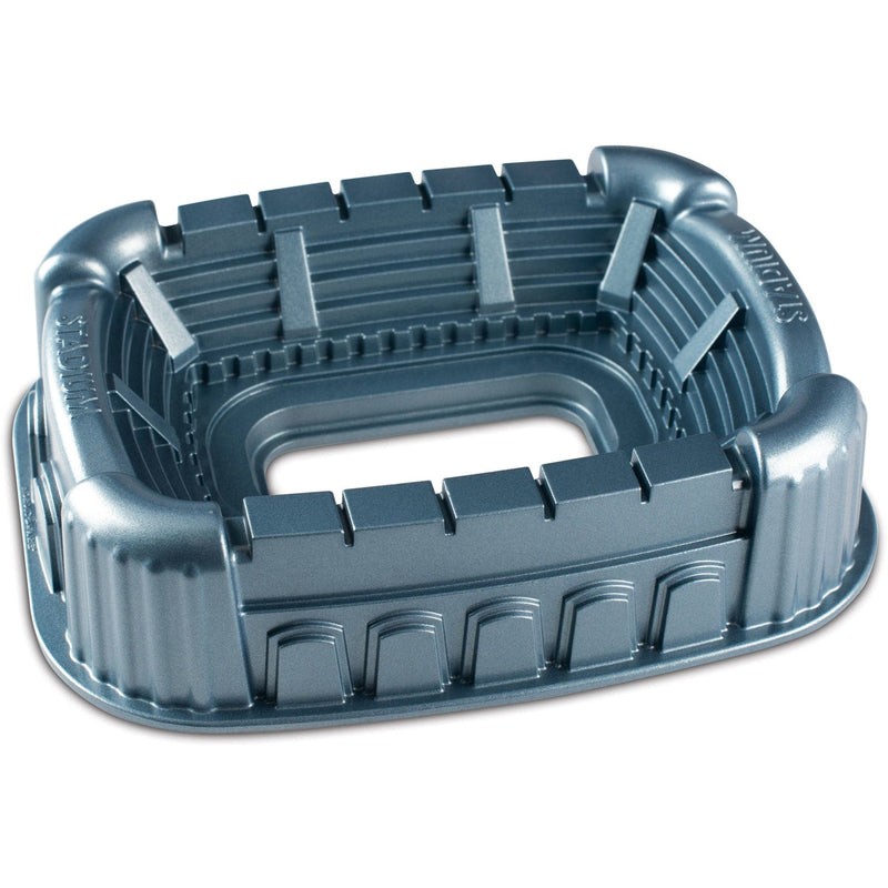 Se Nordic Ware Stadium bageform ✔ Kæmpe udvalg i Nordic Ware ✔ Meget billig fragt og hurtig levering: 1 - 2 hverdage - Varenummer: KTO-NW-59124 og barcode / Ean: &