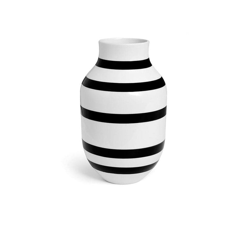 Se Kähler - Omaggio vase 30 cm, sort ✔ Kæmpe udvalg i Kähler ✔ Hurtig levering: 1 - 2 Hverdage samt billig fragt - Varenummer: RKTK-K690182 og barcode / Ean: &