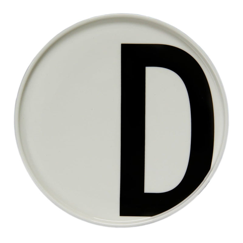 Se Design Letters Design Letters tallerken D ✔ Kæmpe udvalg i Design Letters ✔ Hurtig levering: 1 - 2 Hverdage samt billig fragt - Varenummer: NDN-18440-04 og barcode / Ean: &