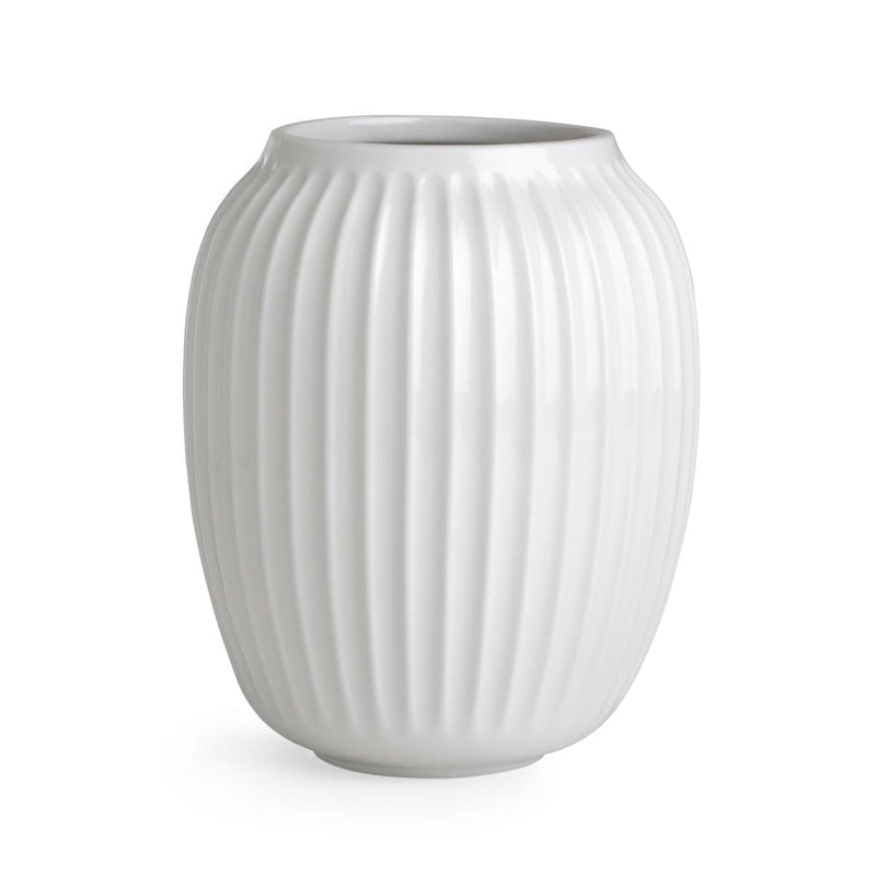 Se Kähler Hammershøi vase mellem hvid ✔ Kæmpe udvalg i Kähler ✔ Hurtig levering: 1 - 2 Hverdage samt billig fragt - Varenummer: NDN-25140-01 og barcode / Ean: &