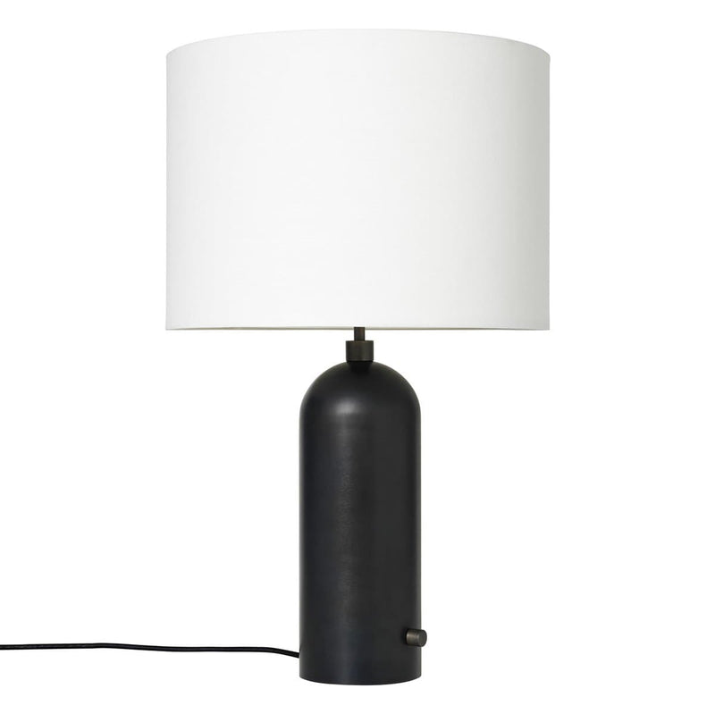 Se GUBI Gravity L bordlampe blackend steel + hvid skærm ✔ Kæmpe udvalg i GUBI ✔ Hurtig levering: 1 - 2 Hverdage samt billig fragt - Varenummer: NDN-31182-01 og barcode / Ean: &