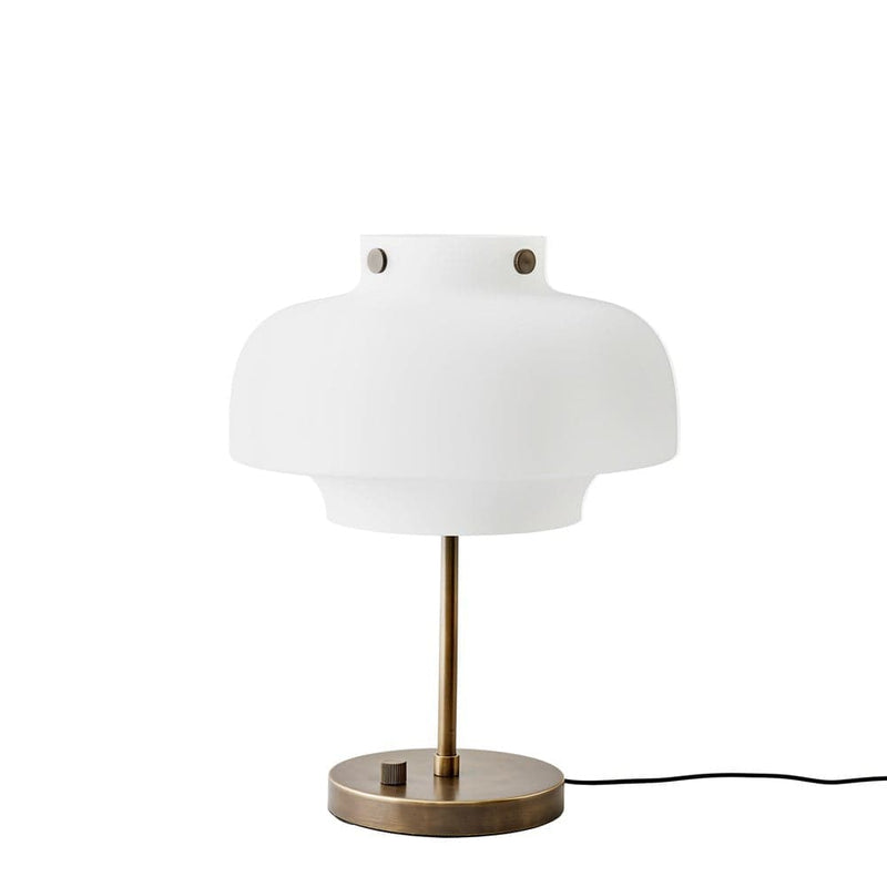 Se &Tradition Copenhagen bordlampe SC13 opalglas-messing ✔ Kæmpe udvalg i &Tradition ✔ Hurtig levering: 1 - 2 Hverdage samt billig fragt - Varenummer: NDN-31209-01 og barcode / Ean: &