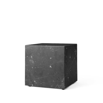 Se Audo Copenhagen Plinth sofabord black, cube ❤ Kæmpe udvalg i Audo Copenhagen ❤ Hurtig levering: 1 - 2 Hverdage samt billig fragt - Varenummer: NDN-528339-01 og barcode / Ean: '5709262983261 på lager - Udsalg på Furniture - Tables - Accent Tables - Coffee Tables Spar op til 67% - Over 1112 kendte brands på udsalg