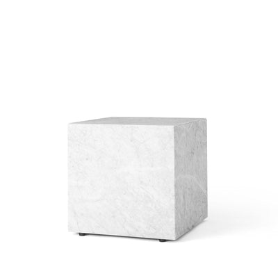 Se Audo Copenhagen Plinth sofabord white, cube ❤ Kæmpe udvalg i Audo Copenhagen ❤ Hurtig levering: 1 - 2 Hverdage samt billig fragt - Varenummer: NDN-528343-01 og barcode / Ean: '5709262983254 på lager - Udsalg på Furniture - Tables - Accent Tables - Coffee Tables Spar op til 65% - Over 1112 kendte brands på udsalg