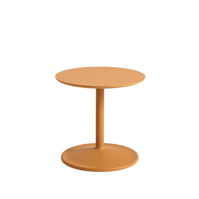 Se Muuto Soft sidebord Ø41 cm Orange laminate H: 40 cm ❤ Kæmpe udvalg i Muuto ❤ Hurtig levering: 1 - 2 Hverdage samt billig fragt - Varenummer: NDN-551234-01 og barcode / Ean: '5713295513098 på lager - Udsalg på Furniture - Tables - Accent Tables - End Tables Spar op til 62% - Over 1324 kendte brands på udsalg