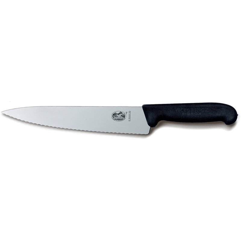 Se Victorinox Takket kokkekniv med fibrox-skæfte, 22cm. ✔ Stort online udvalg i Victorinox ✔ Hurtig levering: 1 - 2 Hverdage samt billig fragt - Varenummer: KTO-5.2033.22 og barcode / Ean: &