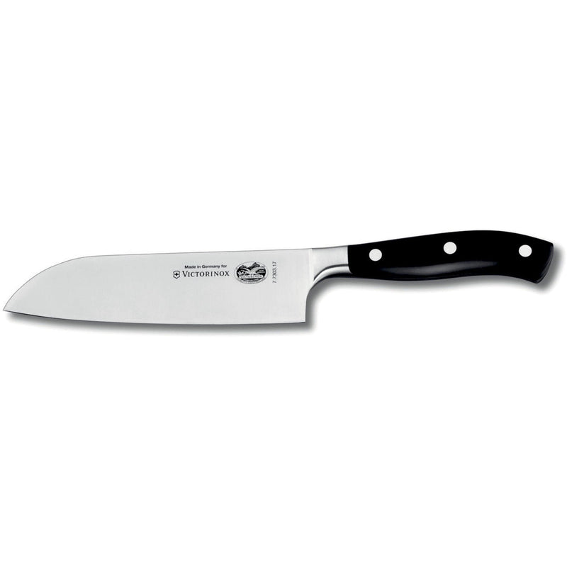 Se Victorinox Grand Mâitre Santokukniv i sort, 17 cm. ✔ Stort online udvalg i Victorinox ✔ Hurtig levering: 1 - 2 Hverdage samt billig fragt - Varenummer: KTO-7.7303.17G og barcode / Ean: &