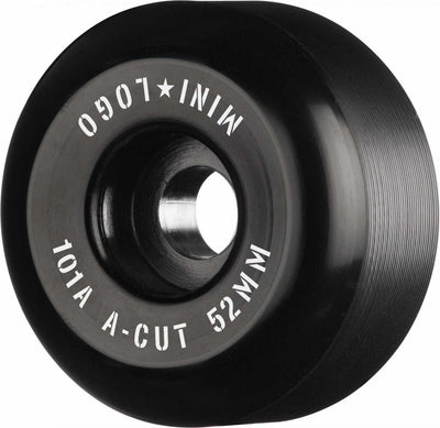 Se Mini Logo Skateboard Hjul A-cut "2" 52mm 101A Black 4-pak 52mm ✔ Kæmpe udvalg i  Mini Logo ✔ Hurtig levering: 1 - 2 Hverdage samt billig fragt - Varenummer: JUCO-WSBCMLAC25201X4 og barcode / Ean: '842357149083 på lager - Udsalg på Tilbehør til skateboard Spar op til 63% - Over 1150 kendte brands på udsalg